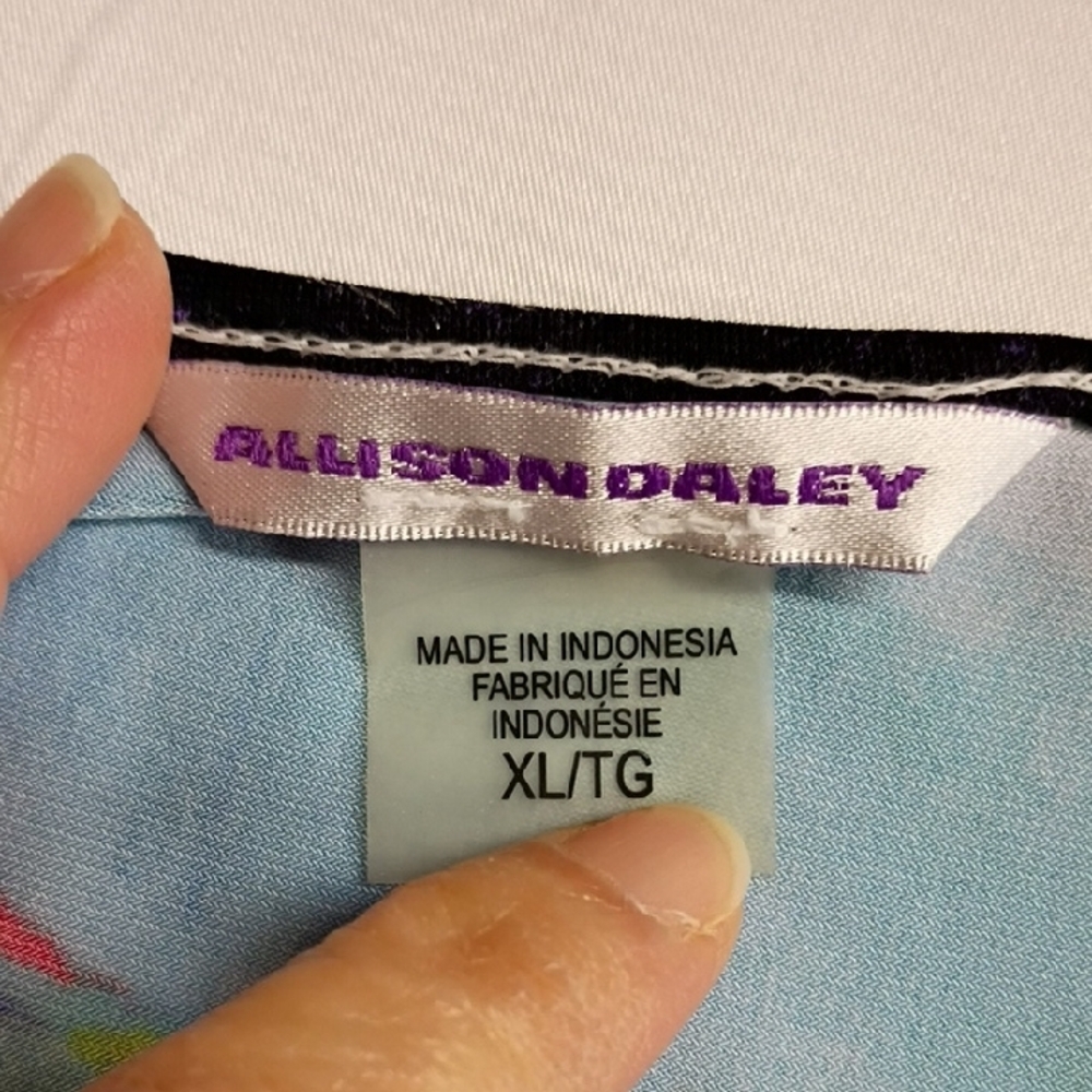 Allison Daley Abstract Art Print Multicolored Pattern, Lightweight Longsleeve XL - Picture 5 of 13